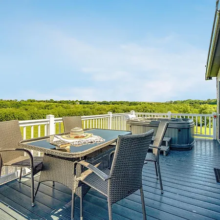 Meadow Lakes Tatil parkı St Austell