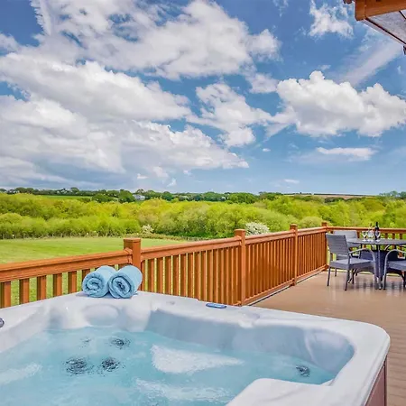 Meadow Lakes Holiday park St Austell