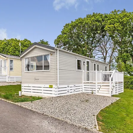 Meadow Lakes St Austell